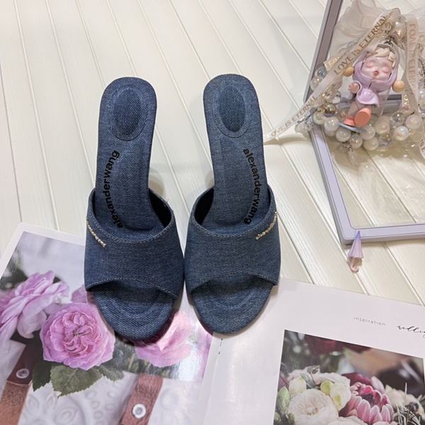 サンダル側面デザイン